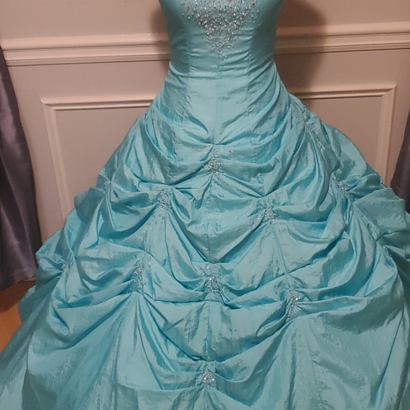 Cinderella's closet dress  Color aqua - Picture 5 of 7